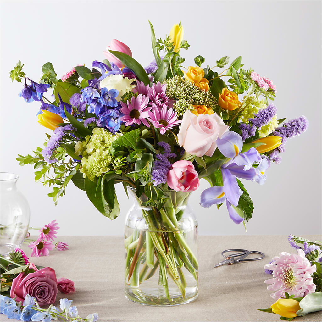 Pastel Tradition - A Florist Original – Bloom N Grow Floral Design, Atascadero CA