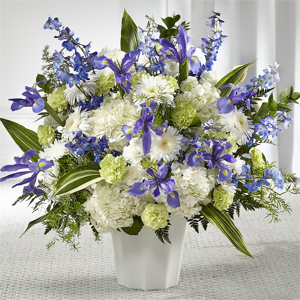 Soft Serenity Floor Basket – Bloom N Grow Floral Design, Atascadero CA