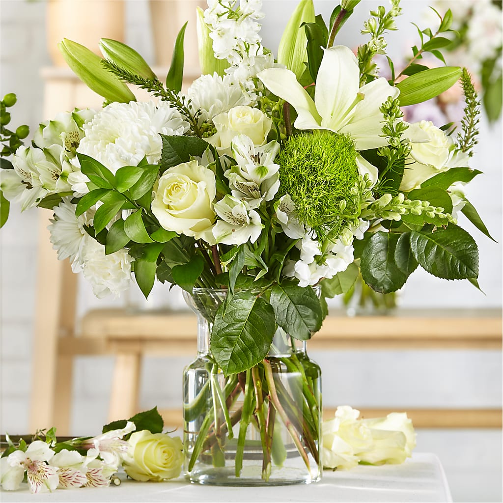 Classic Ivory – A Florist Original – Bloom N Grow Floral Design, Atascadero CA