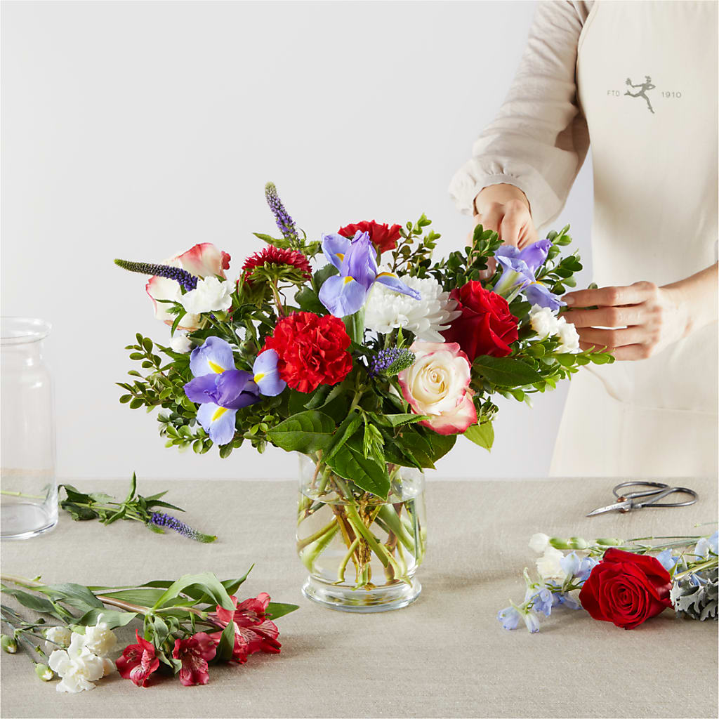 Star Spangled - A Florist Original –  Bloom N Grow Floral Design, Atascadero CA