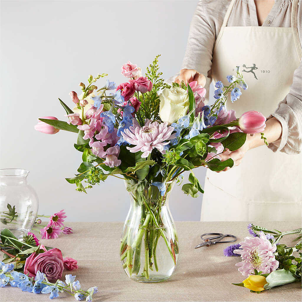 Pastel Tradition - A Florist Original –  Bloom N Grow Floral Design, Atascadero CA