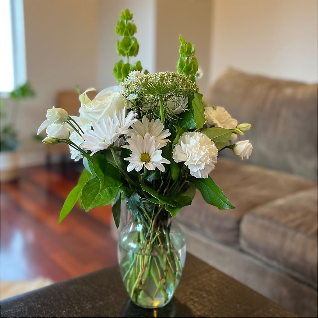 Classic Ivory – A Florist Original –  Bloom N Grow Floral Design, Atascadero CA
