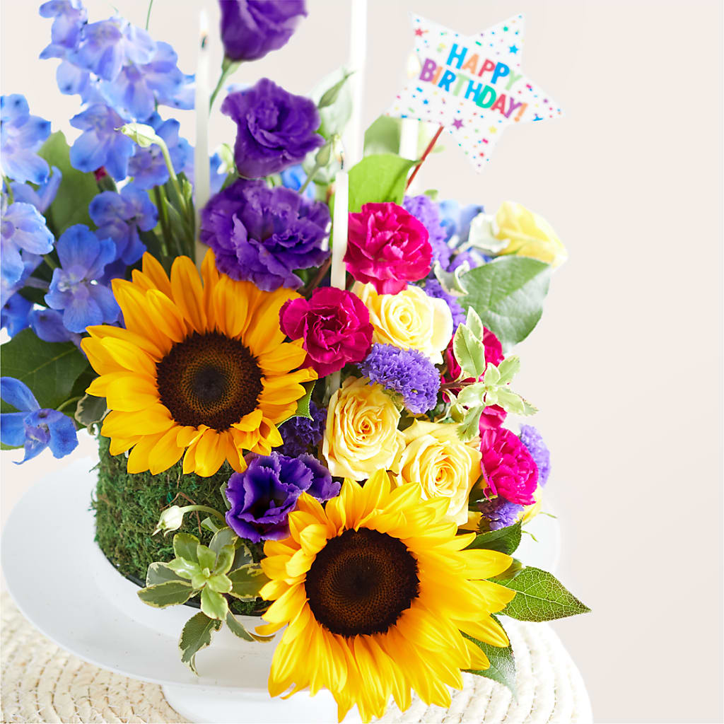 Star of the Day Floral Cake –  Bloom N Grow Floral Design, Atascadero CA